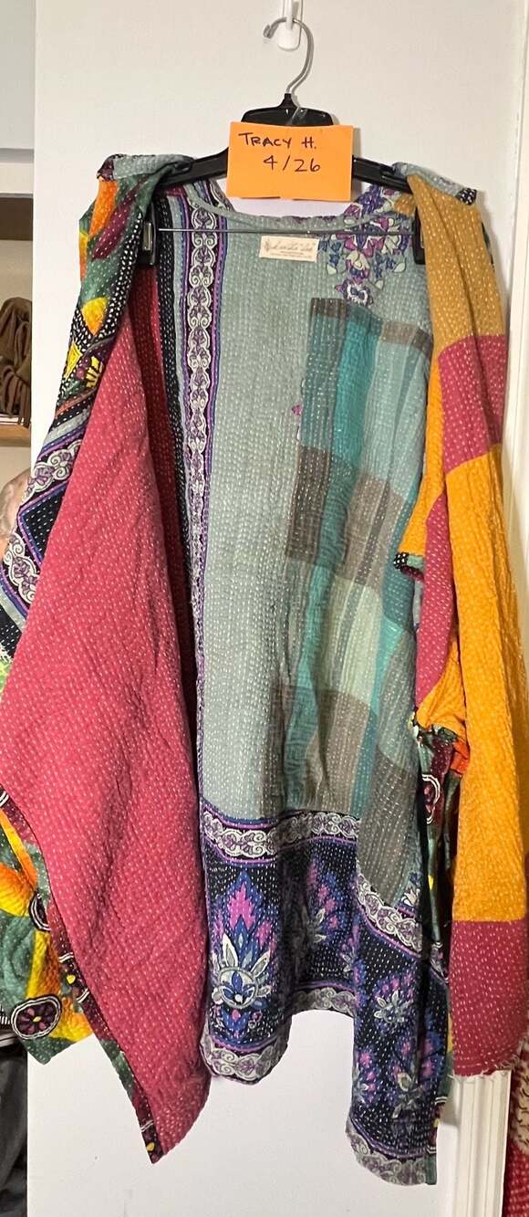 Kantha Bae Dreamweaver Hooded Patchwork Kantha Quilt Coat - Picture 4 of 4